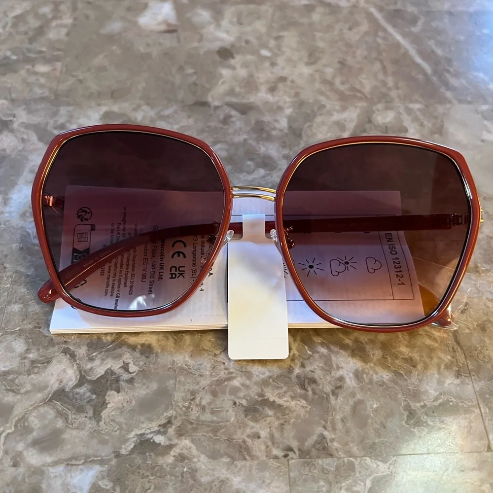 Guess Oversized Women Sunglasses in Brown Gradient Mauve colored‎ frames